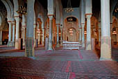 Kairouan, Great Mosque, interior 